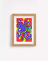 Poster Animali da Disco – Polpo in cornice rovere: un polpo viola dai tentacoli colorati, su fondo rosso e verde.